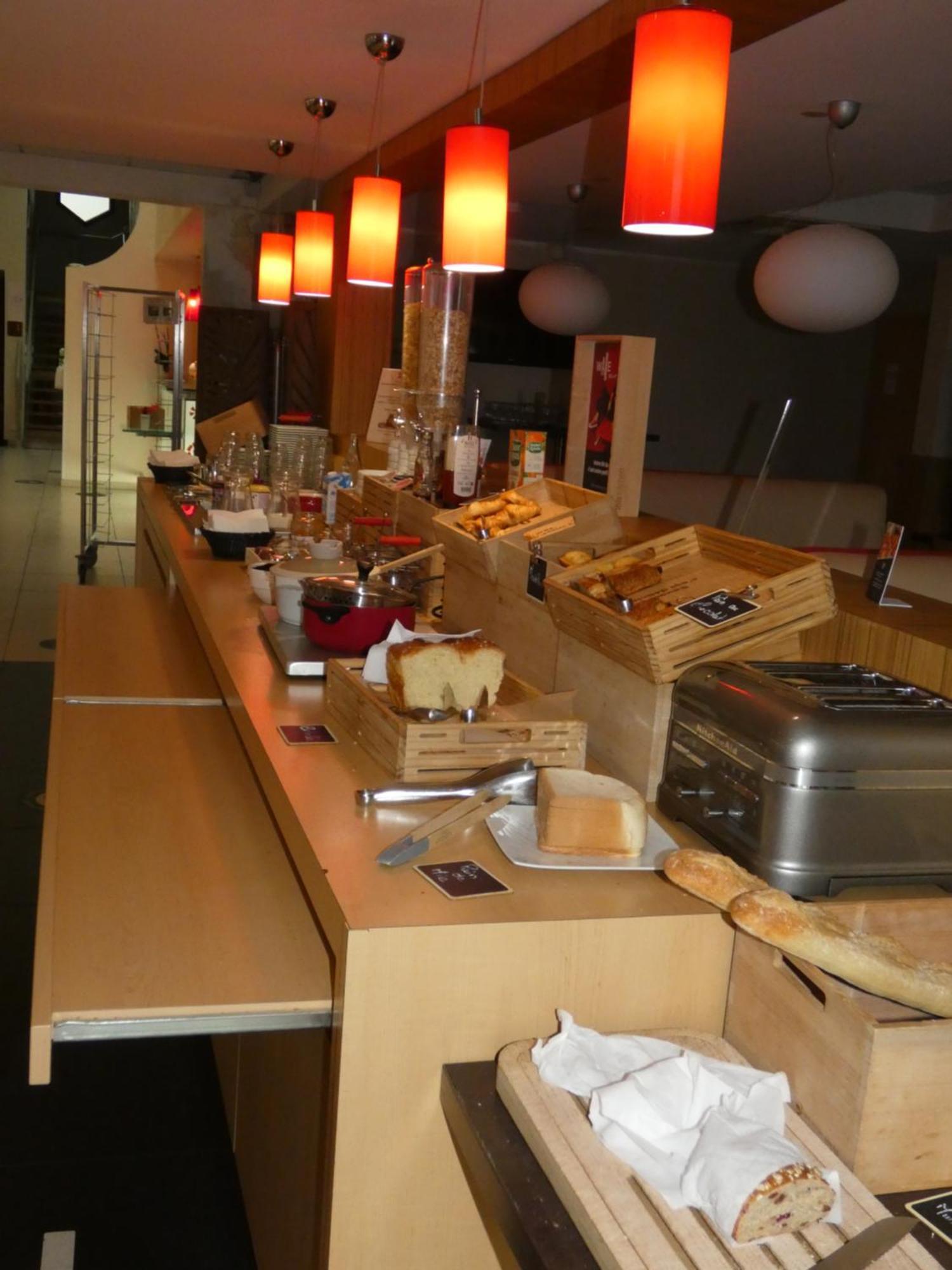 ไอบิส แซ็งต์ Hotel ภายนอก รูปภาพ