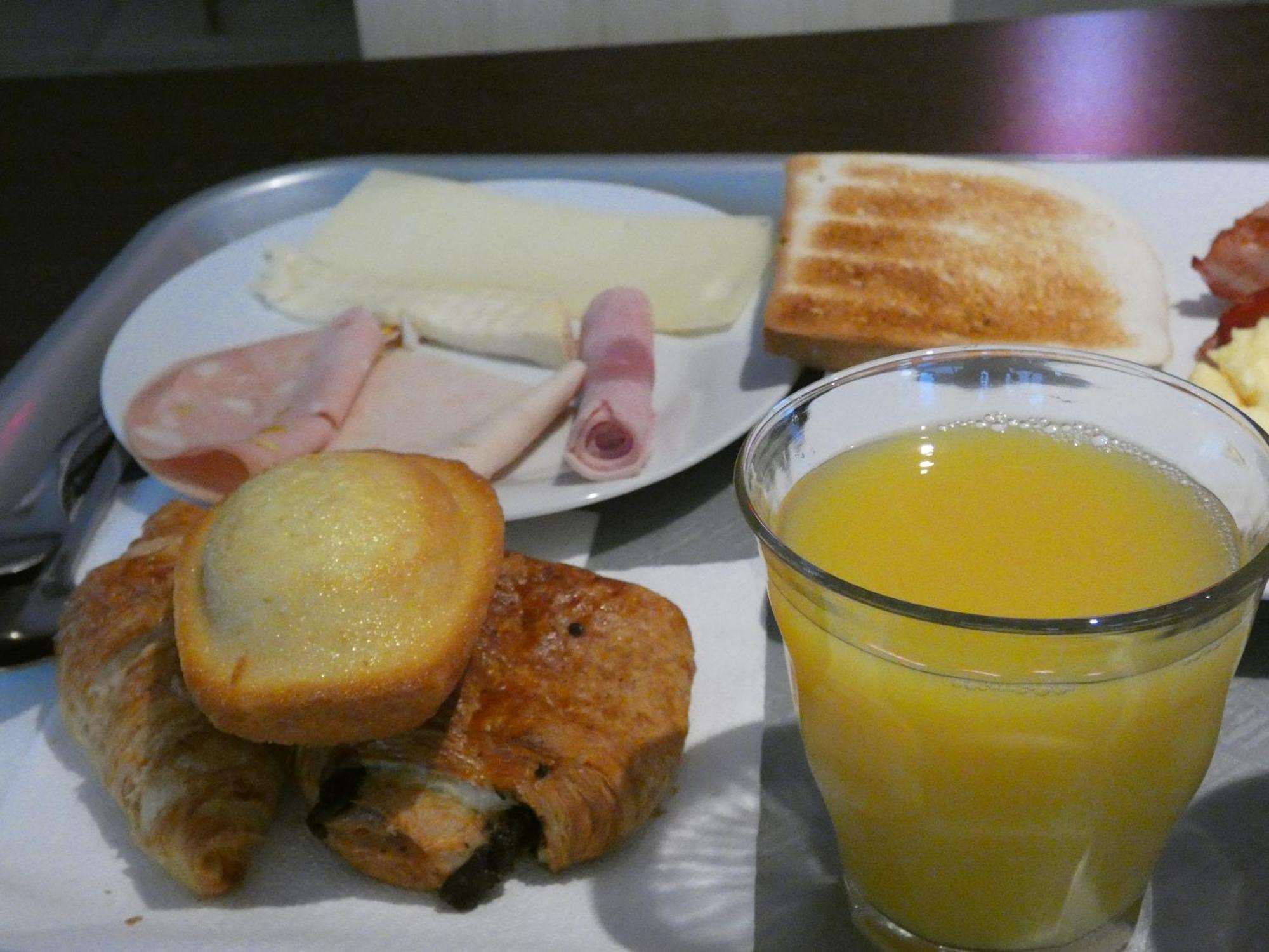 ไอบิส แซ็งต์ Hotel ภายนอก รูปภาพ